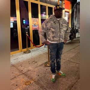 Meet your Posher, Joel